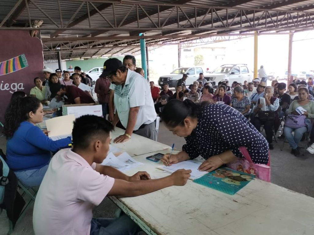 76d26d73-9dff-4e23-83bf-ad949531c41e