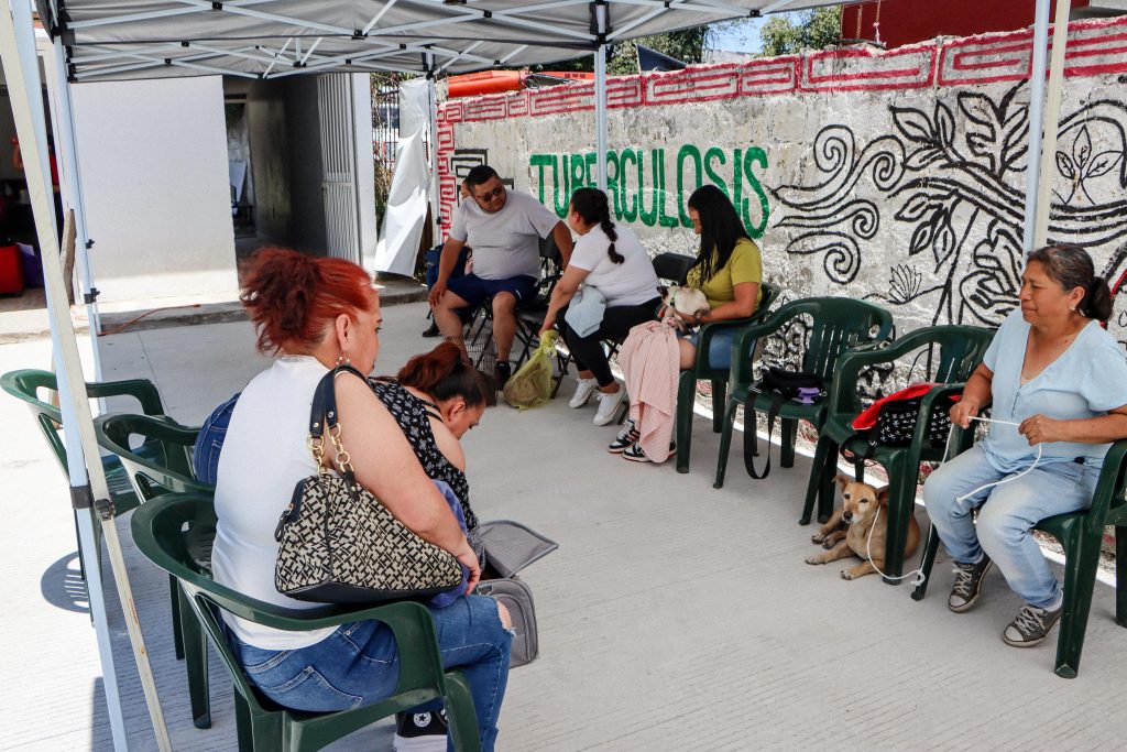 5889a31a-d180-44ce-bbe1-dc65e38d2e8a